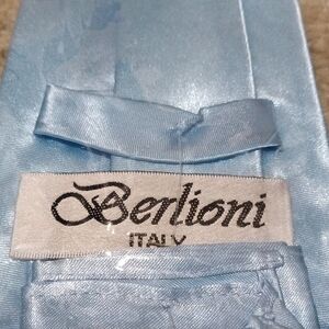 NWT Berlioni Light Blue Tie Set